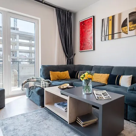 Apartment Mohost One - Stylish Retreat With Mountain Views *