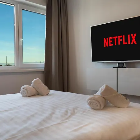 Mohost Arena Apartment *